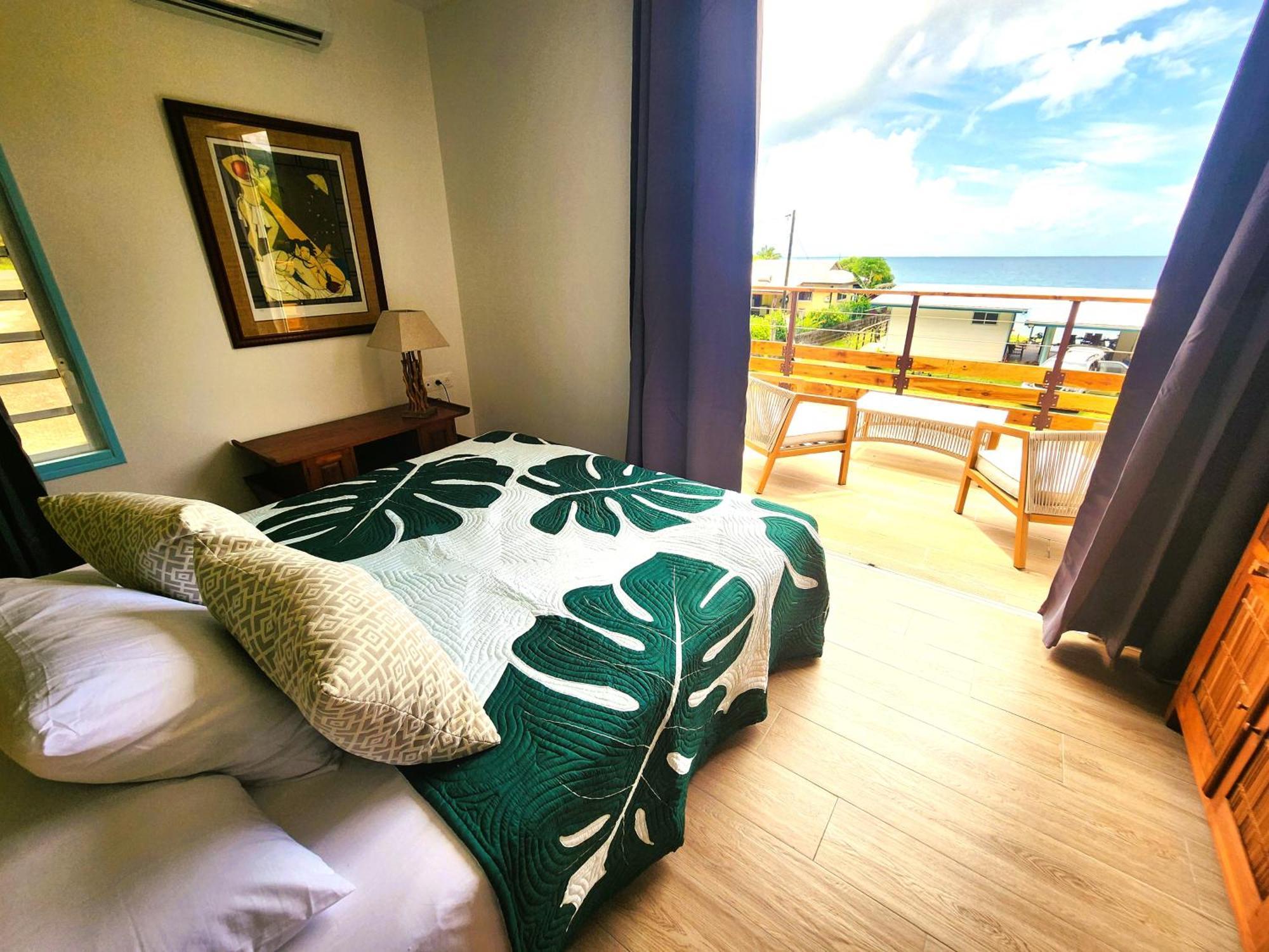 Duplex En Bord De Mer Fare Tahitea Pension Taputapuapea Esterno foto