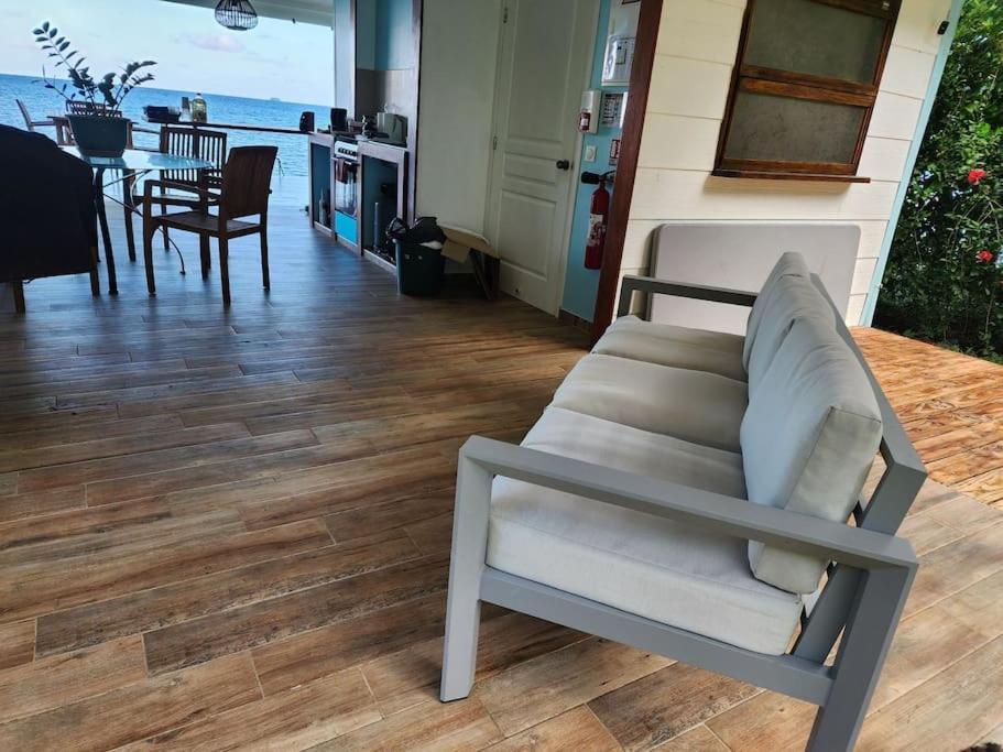 Duplex En Bord De Mer Fare Tahitea Pension Taputapuapea Esterno foto