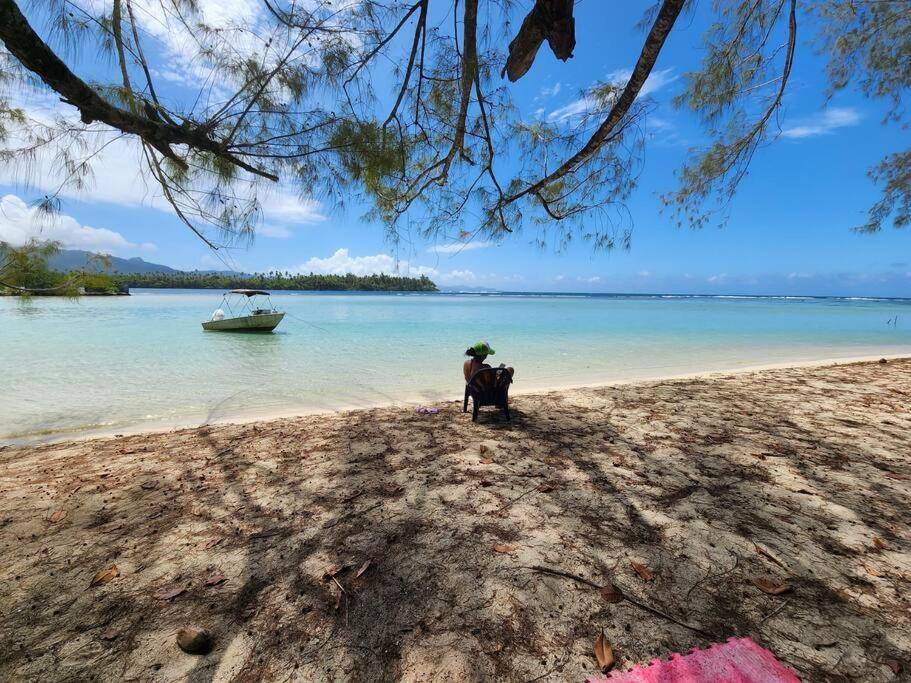 Duplex En Bord De Mer Fare Tahitea Pension Taputapuapea Esterno foto